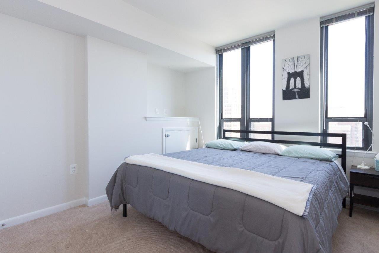 Pentagon Luxe Apartments Arlington Eksteriør bilde