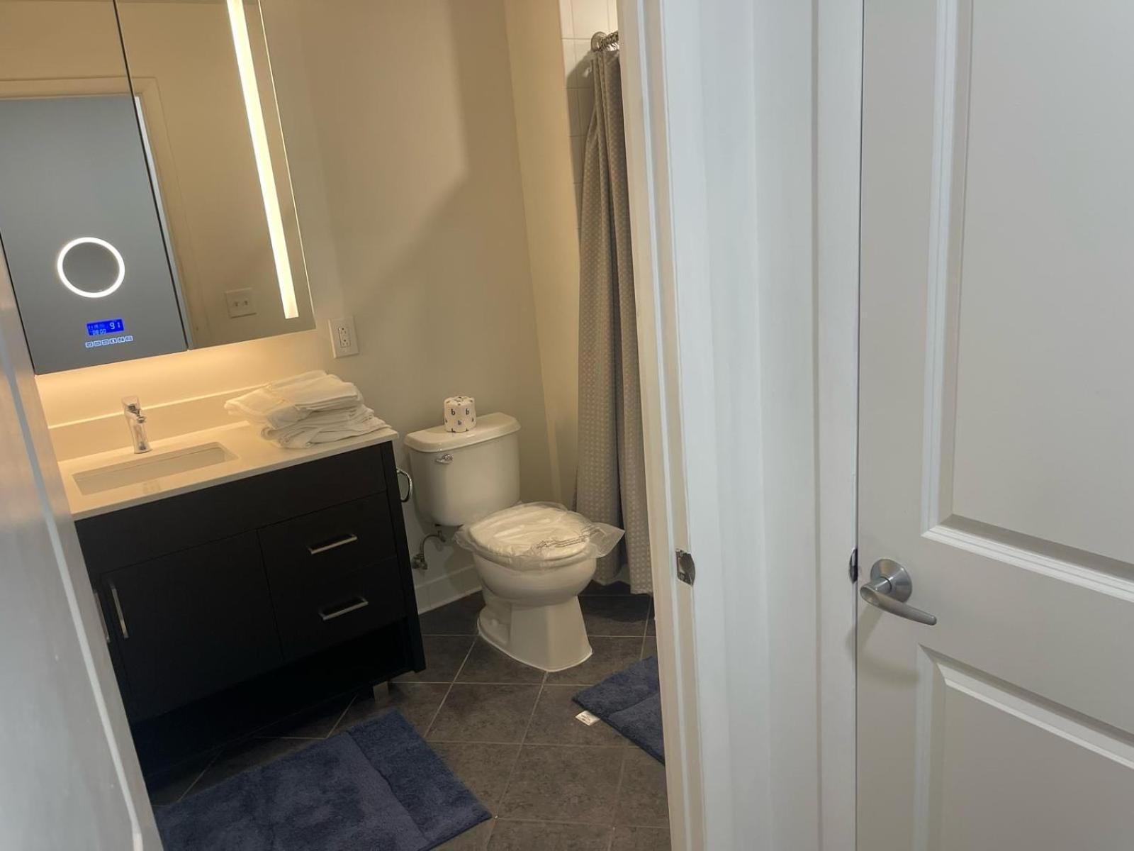 Pentagon Luxe Apartments Arlington Eksteriør bilde